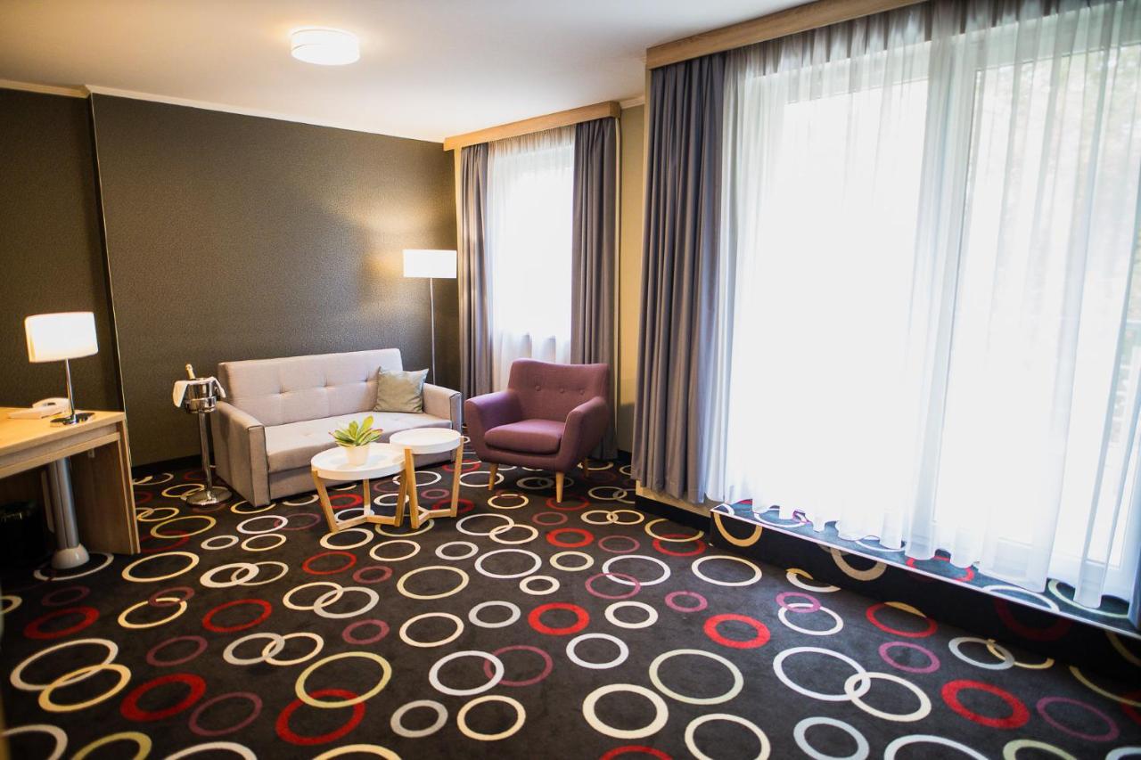 Garden Hotel Wellness Es Konferencia Szolnok Exteriör bild