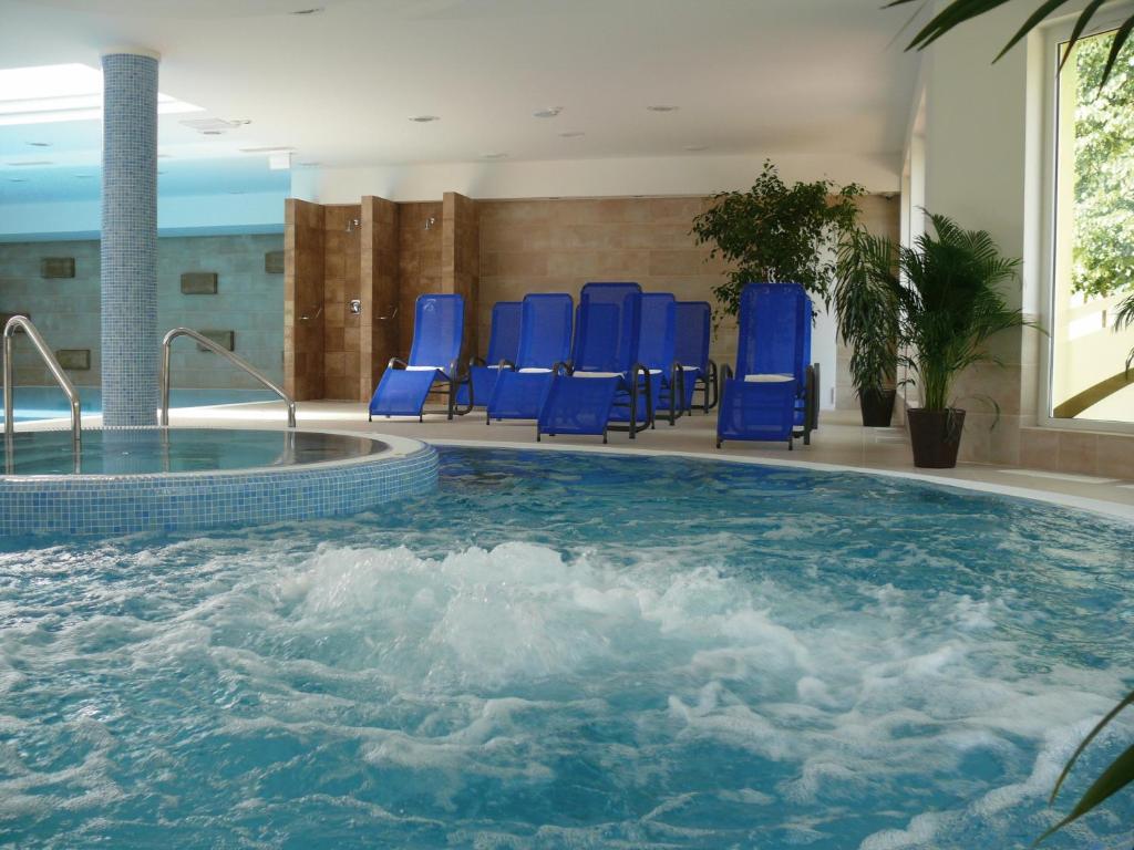 Garden Hotel Wellness Es Konferencia Szolnok Rum bild